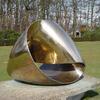Max Bill, Eindeloze kronkel, 1953-1956,  brons, 125 x 125 x 80 cm. Middelheimmuseum, Antwerpen © SABAM Belgium 2023  Beschermd sinds 17 november 2022 Topstuk