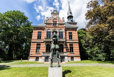 Kasteel en arboretum Le Paige