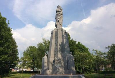 Groote Oorlog, Pieter Braecke, IJzergedenkteken, Sluizencomplex, Nieuwpoort, inhuldiging in het eeuwfeestjaar 1930 