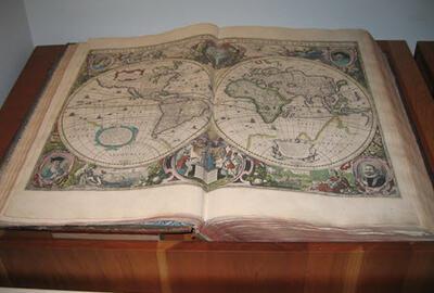 MAP-Mercator