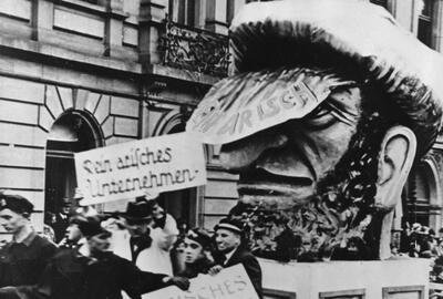 Een praalwagen tijdens het Duitse Mainz Carnaval in 1939