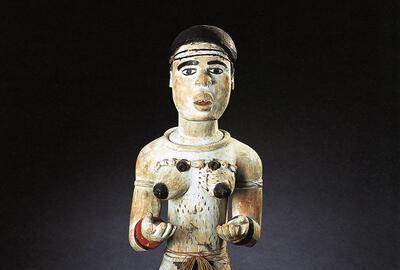 Academisch Erfgoed, Grafbeeld, Yombe (West-Kongo), hout, pigmenten en vezels