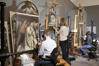 Lam Gods, Het restauratieatelier in het Museum voor Schone Kunsten, Gent 