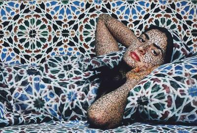 Lalla Essaydi, Harem #18 Triptysch, 2009