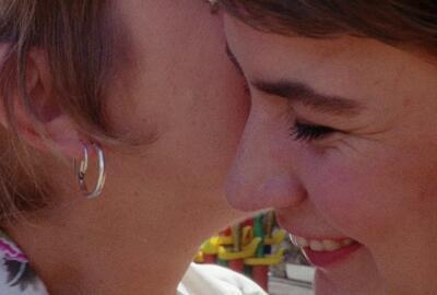 Ewelina Rosinska. Still uit de film Earth in the Mouth