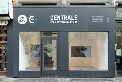 CENTRALE | vitrine