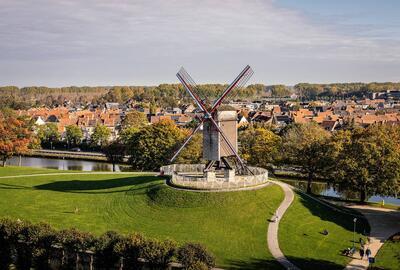 Sint-Janhuismolen Brugge buitenzicht