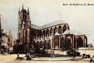 Een oude prentbriefkaart van de kerk vóór 1913, Sint-Baafskathedraal