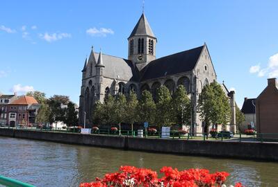 Parochiekerk Onze-Lieve-Vrouw van Pamele