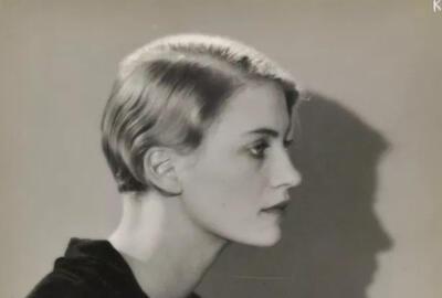 Fotografe Lee Miller: surrealisme, mode en stille oorlogsgruwel