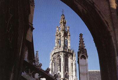 Gotisch bouwen in Brabant. 0.-L.-Vrouwekathedraal  te Antwerpen.