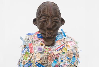 Bezield en beladen - de roof van Nkolomonyi’s krachtbeeld 